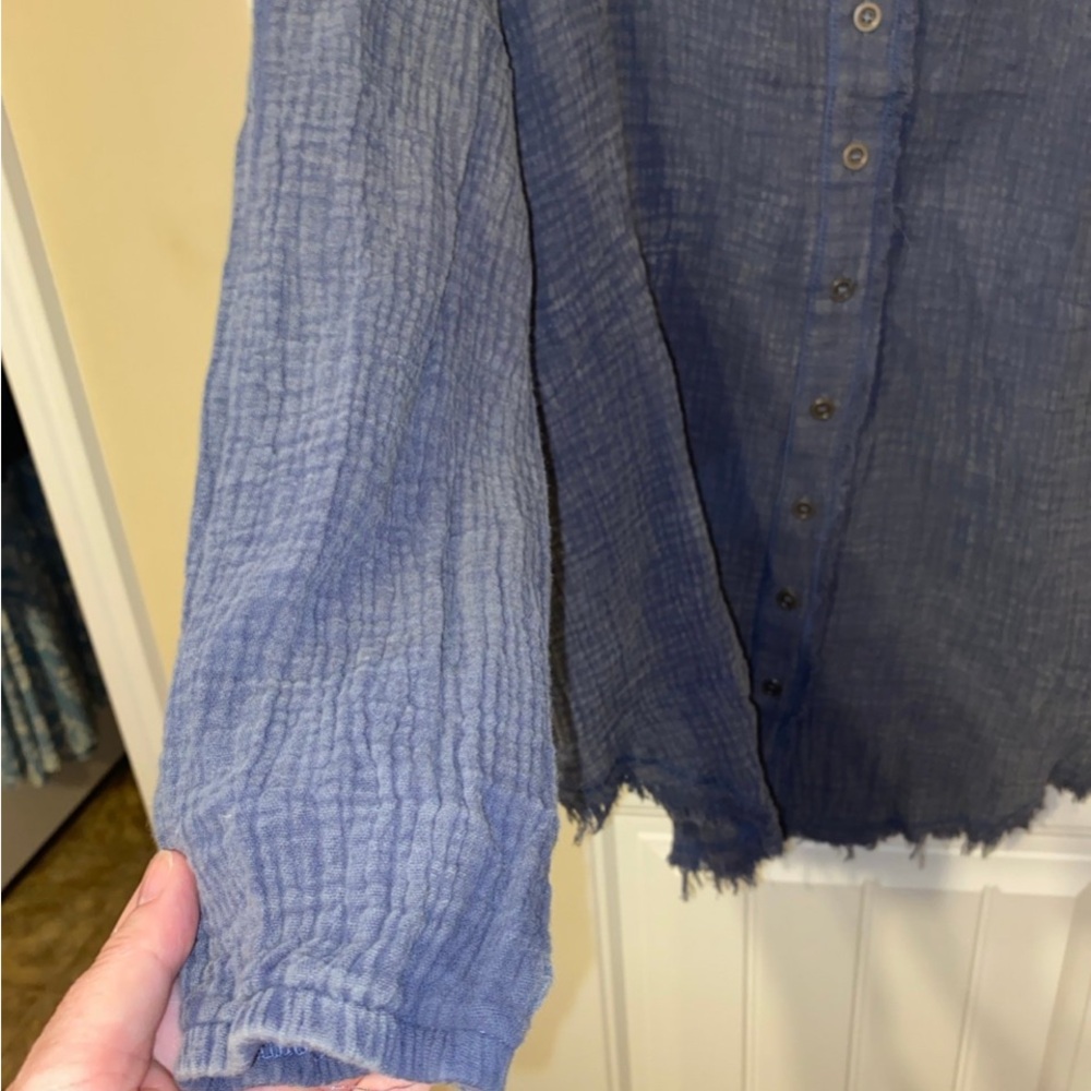 NWT We The Free Oversized Blue Button Down S - Picture 5 of 9